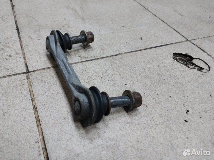 Стойка стабилизатора задняя Ford Mustang S550 5.0