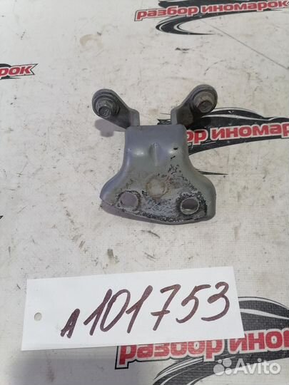 Петля двери задней правой нижняя Lanos A15SMS T100