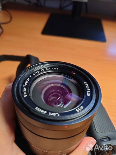 Объектив sony zeiss 16-70mm f4.0