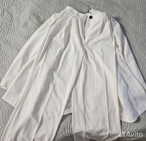 Костюм женский