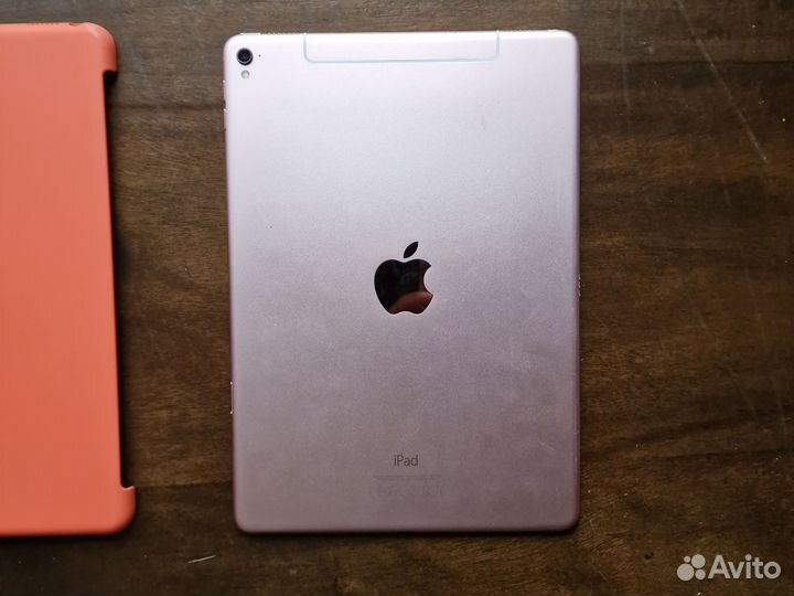 iPad Pro 9.7 1-го поколения на запчасти