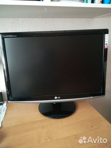 Монитор LG Flatron W2452V