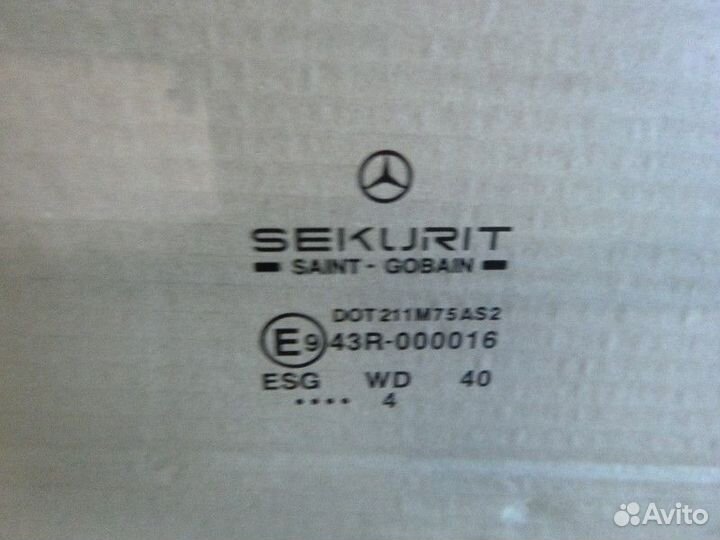 Стекло двери передней правой mercedes-benz V viano (639) 2003