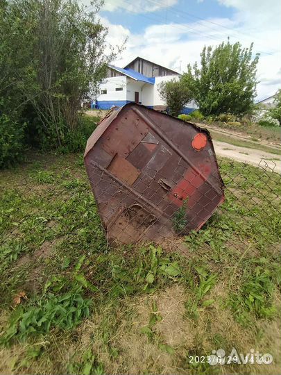 Бункер от комбайна