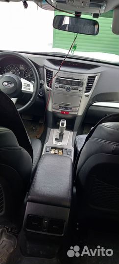 Subaru Outback 2.5 CVT, 2011, 178 723 км