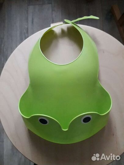 Нагрудник (Икея) для кормления