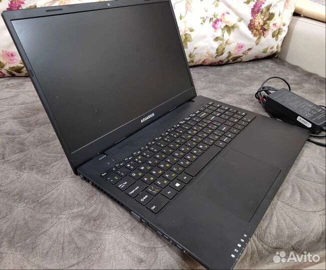 Aquarius ns685u