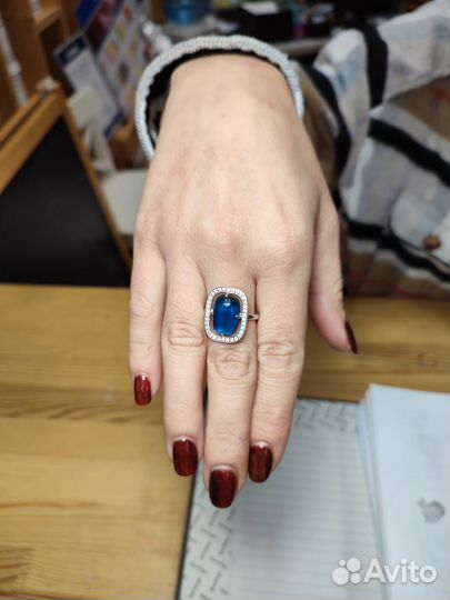 Элегант. кольцо сереб. с Синим Янтарем и фианитами