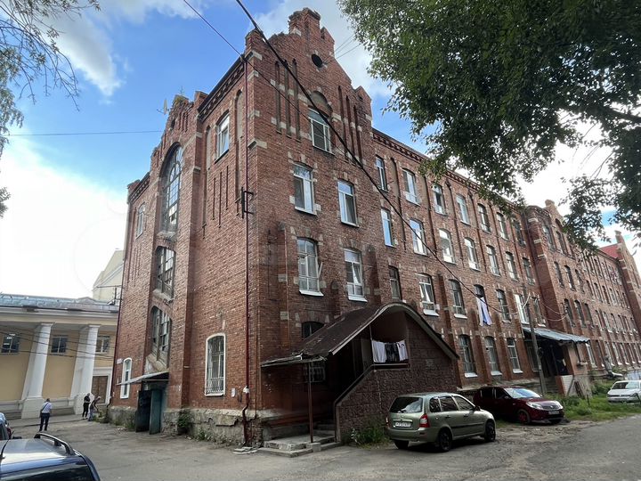 Комната 17,1 м² в 1-к., 2/4 эт.