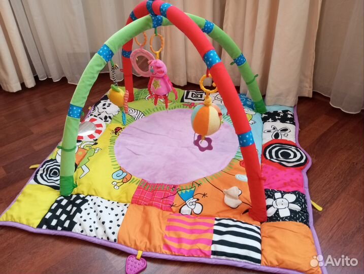 Развивающий коврик