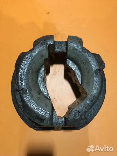 Ящик для инструмента на Skoda Rapid