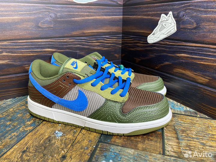 Кроссовки Nike Dunk Low