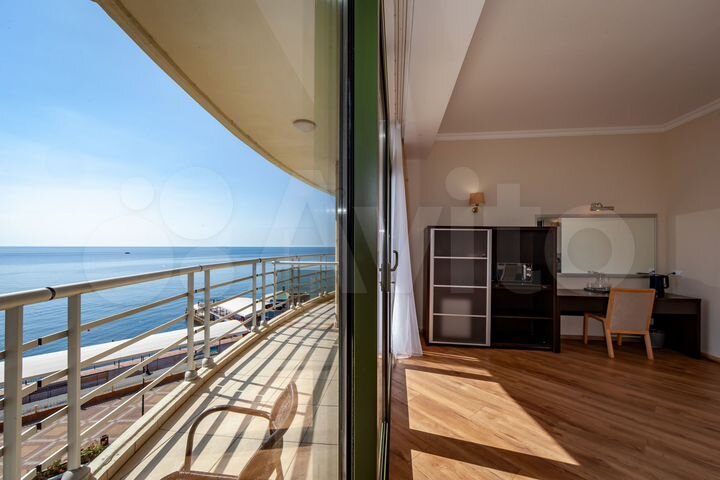 Квартира-студия, 63 м², 4/4 эт.