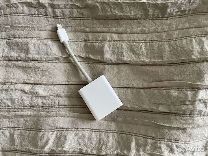 Адаптер VGA для Apple Macbook