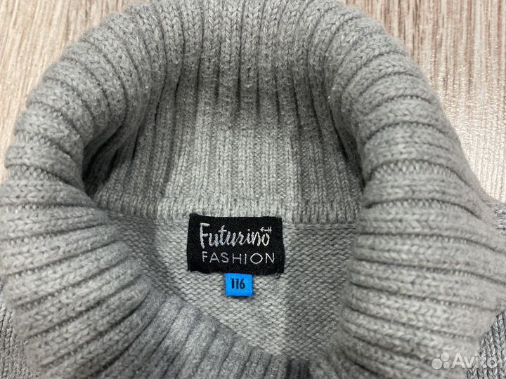 Свитер на мальчика futurino