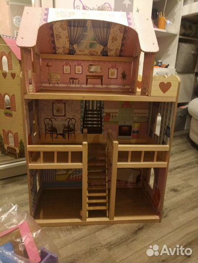 Домик кукольный