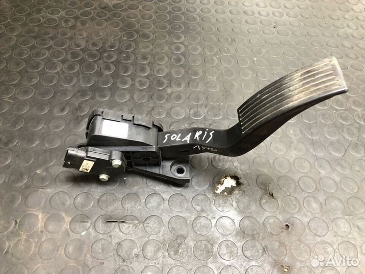 Педаль газа Hyundai Solaris I