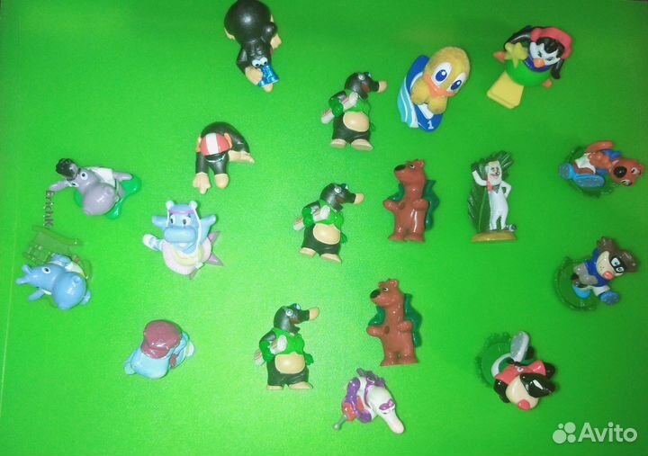 Игрушки фигурки киндеры