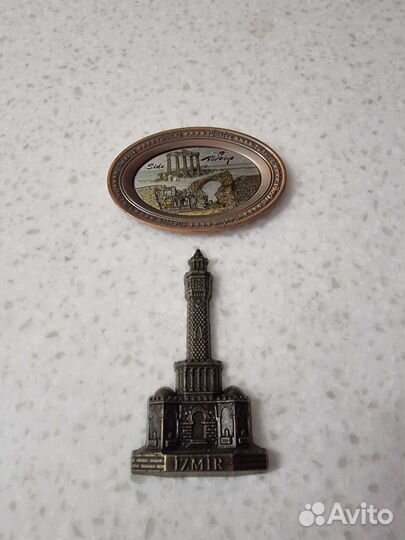 Магниты из разных стран (металл)