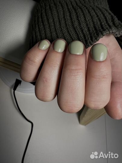 Модель на маникюр