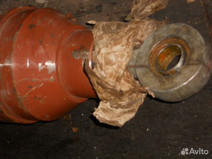 Гидроцилиндры судовые 577.157.467 и 577.157.402