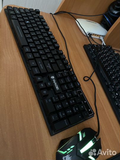 Игровая клавиатура с подсветкой