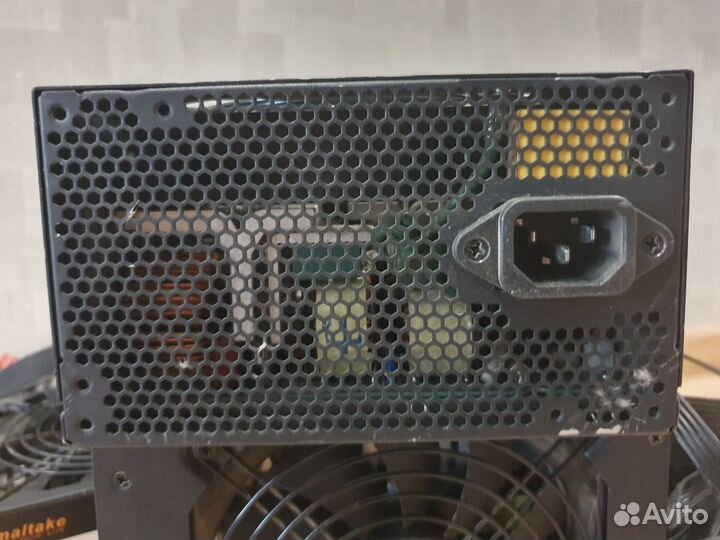 Блок питания Thermaltake 1000w