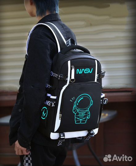 Школьный рюкзак светящийся ночью ортопедический