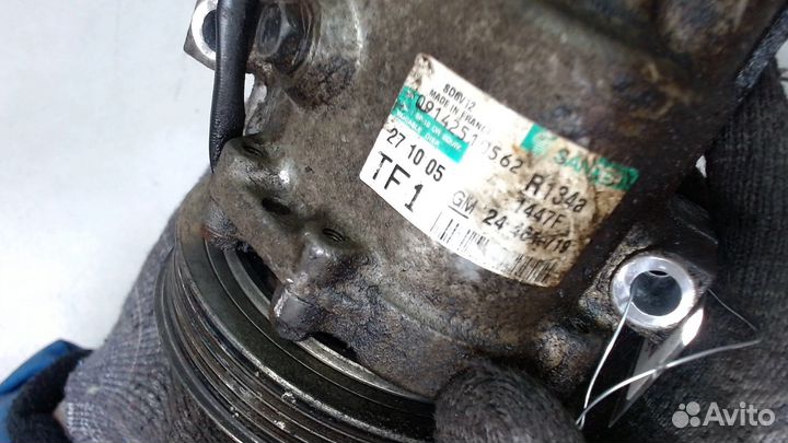 Компрессор кондиционера Opel Corsa C, 2006