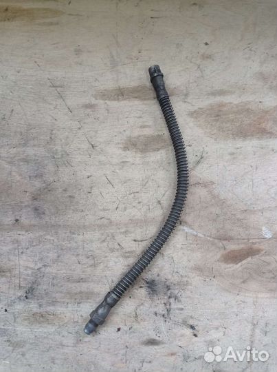 Шланг тормозной задний Mercedes Benz W204