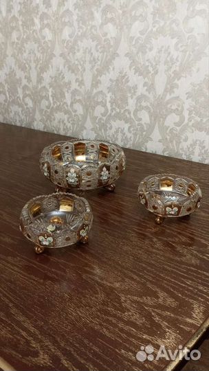 Ваза для фруктов, две конфетницы