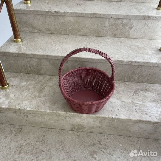 Корзина плетеная большая