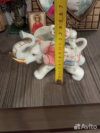 Фигурка слоники