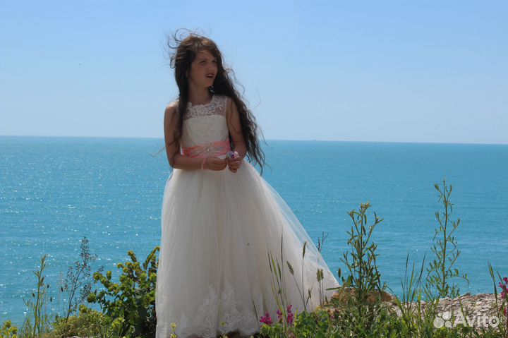 Платье из свадебного салона, на любое торжество