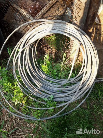 Трос стальной оцинкованный д. 9мм