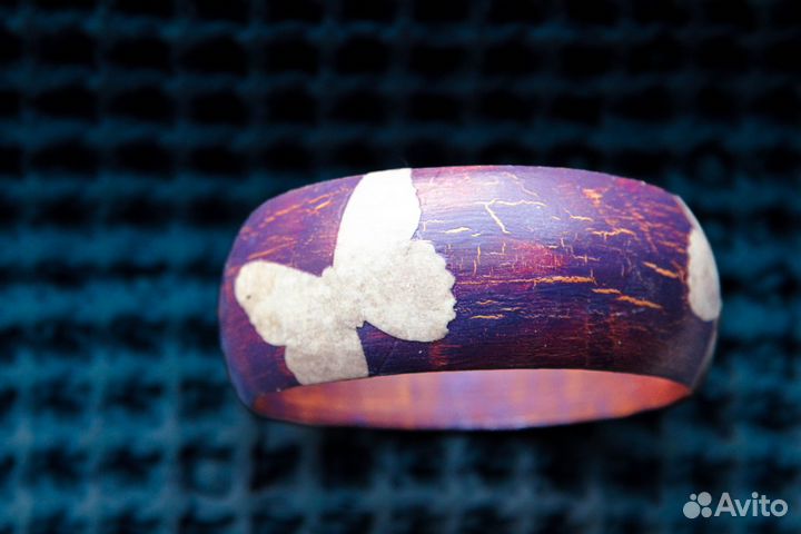 Браслет с бабочками