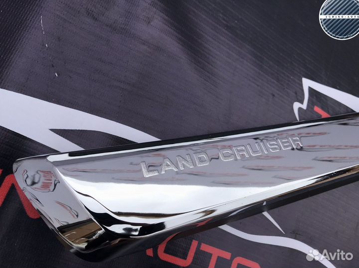 Молдинги дверей Toyota Land Cruiser 200