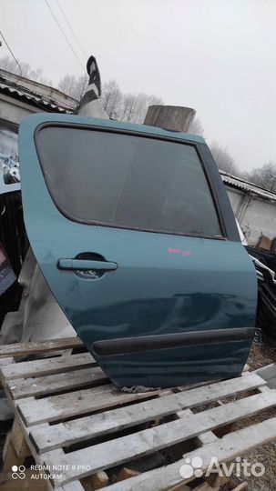 Дверь задняя Peugeot 307 хетчбек