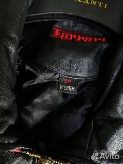 Кожаная куртка ferrari