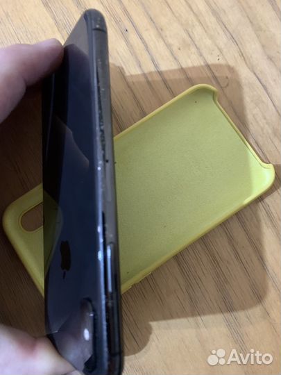 iPhone Xs, 64 ГБ