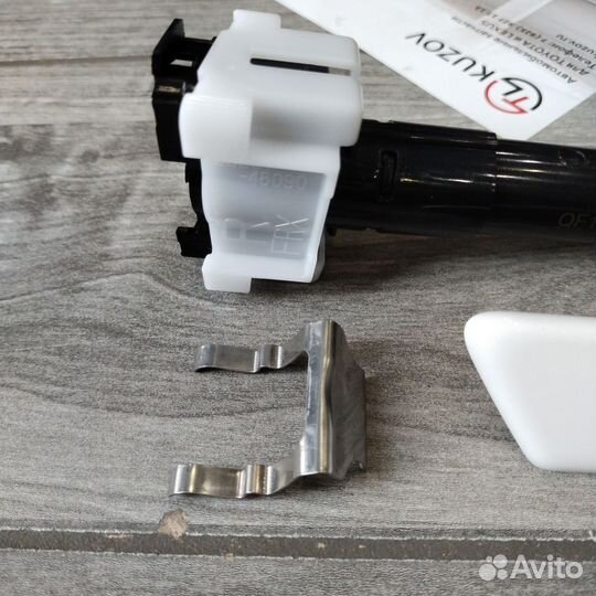 Форсунка омывателя Lexus Gx 460 правая 13-19