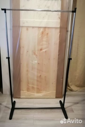 Вешалка напольная