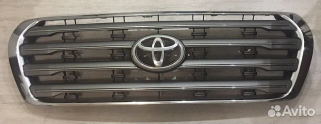 Решетка радиатора Land Cruiser 200