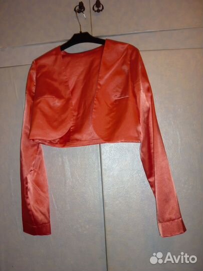 Красивое платье (коктейльное) на выпускной