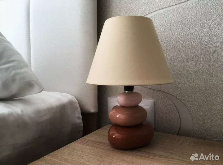 Лампа настольная