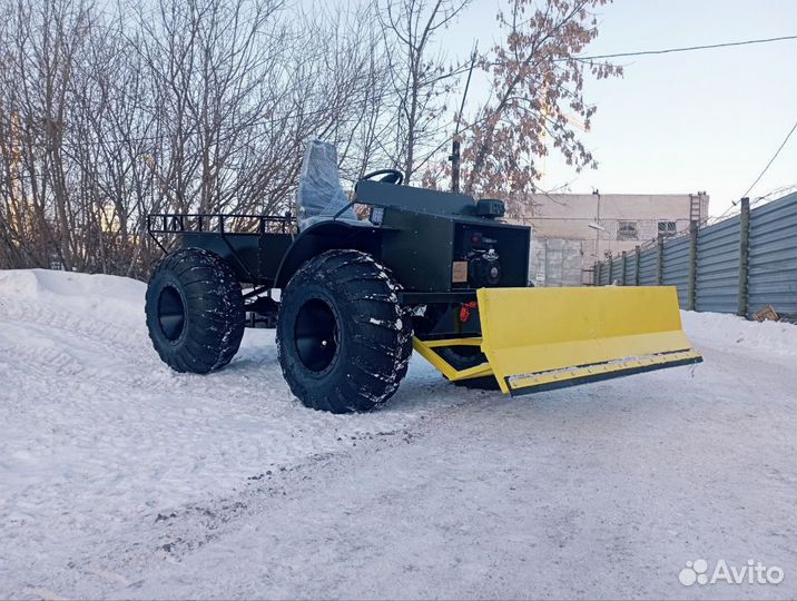 Вездеход Тундра для уборки снега с отвалом с эпсм