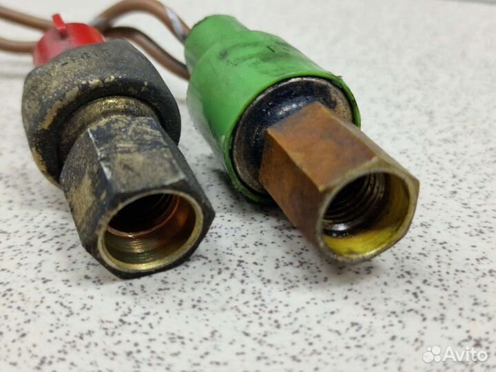 Датчик давления кондиционера Audi 80 B4/B3, 100/A6