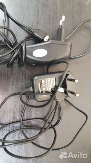 Зарядки старые,провода и колокольчики