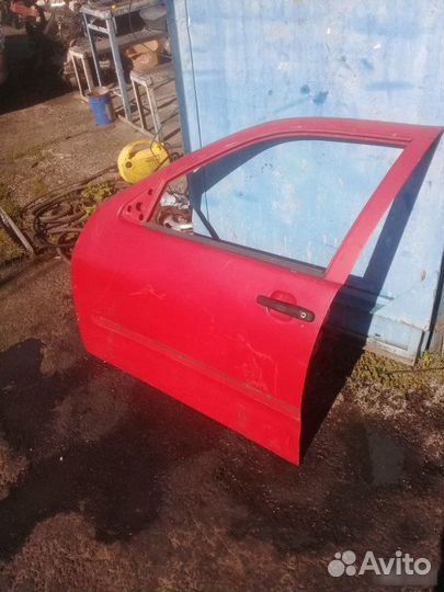 Дверь Volkswagen Caddy