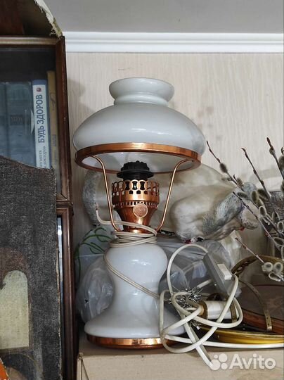 Лампа настольная